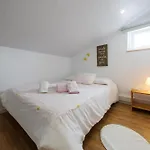 Casas Com Amoras In Serra Da Pescaria Famalicão