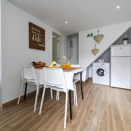 Casas Com Amoras In Serra Da Pescaria *