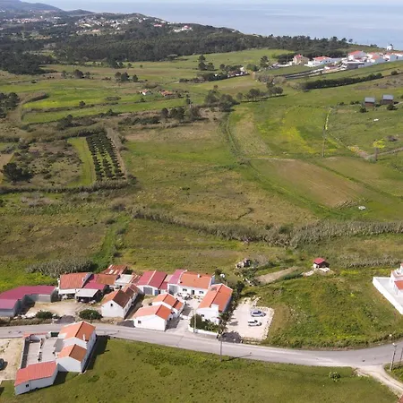Casas Com Amoras In Serra Da Pescaria Semesterbostad Famalicão